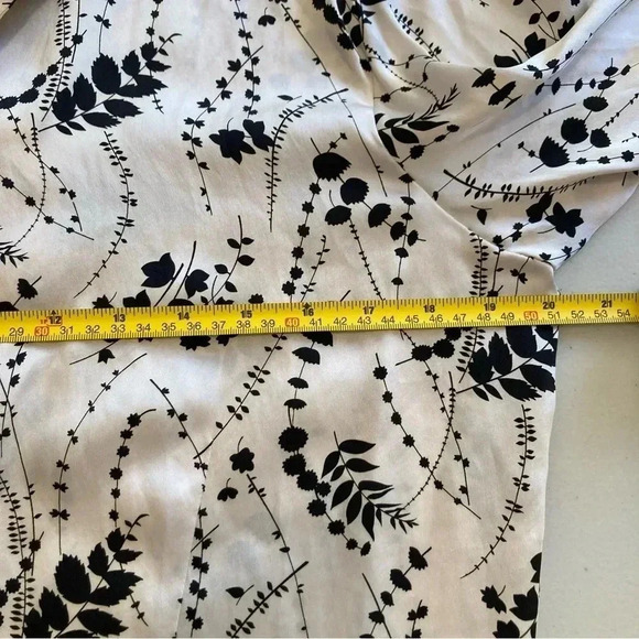 Anna and Frank 100% Silk Floral Blouse Button Up Long Sleeve Classic - Picture 7 of 8